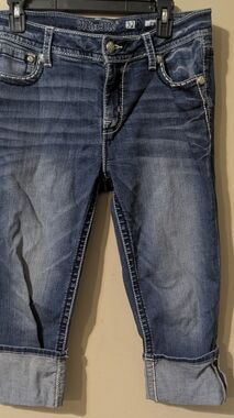 Miss Me Indigo Denim Capri Jeans